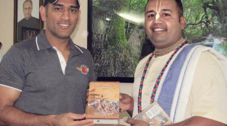 Book Distribution bhagavad Gita to Famous people